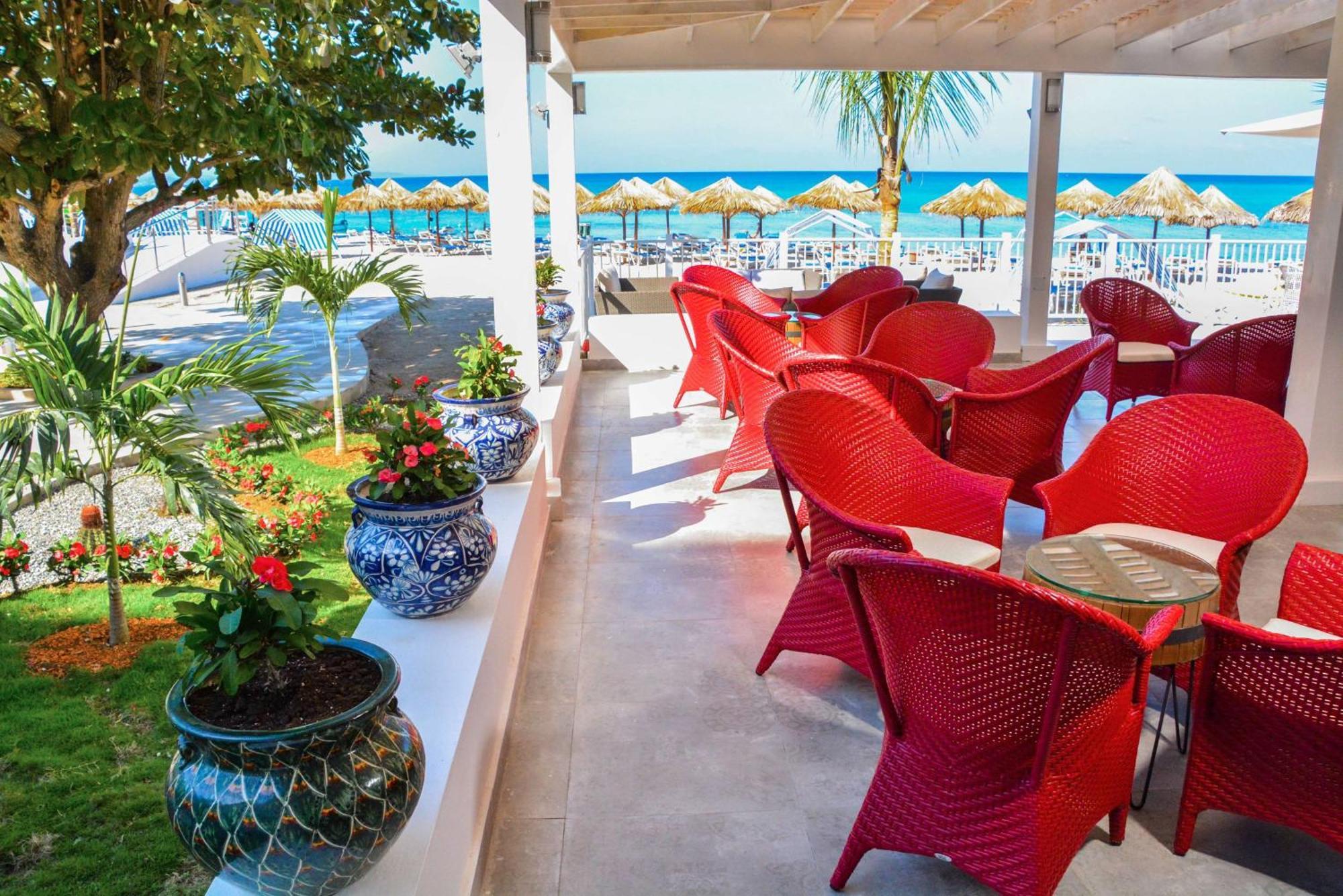 Grand Decameron Cornwall Beach, A Trademark All-Inclusive Resort Montego Bay Exteriör bild